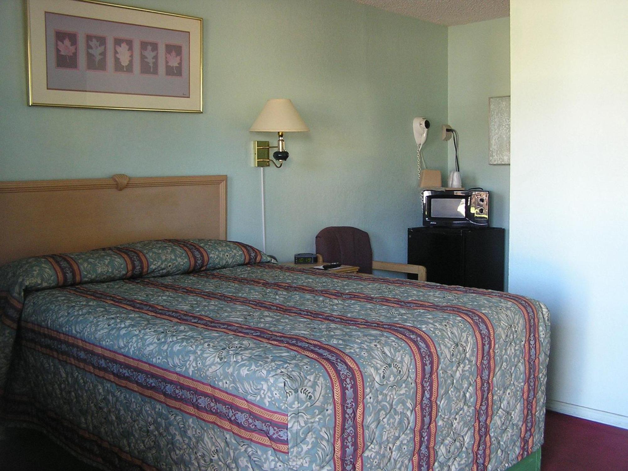 American Inn Motel Many Экстерьер фото
