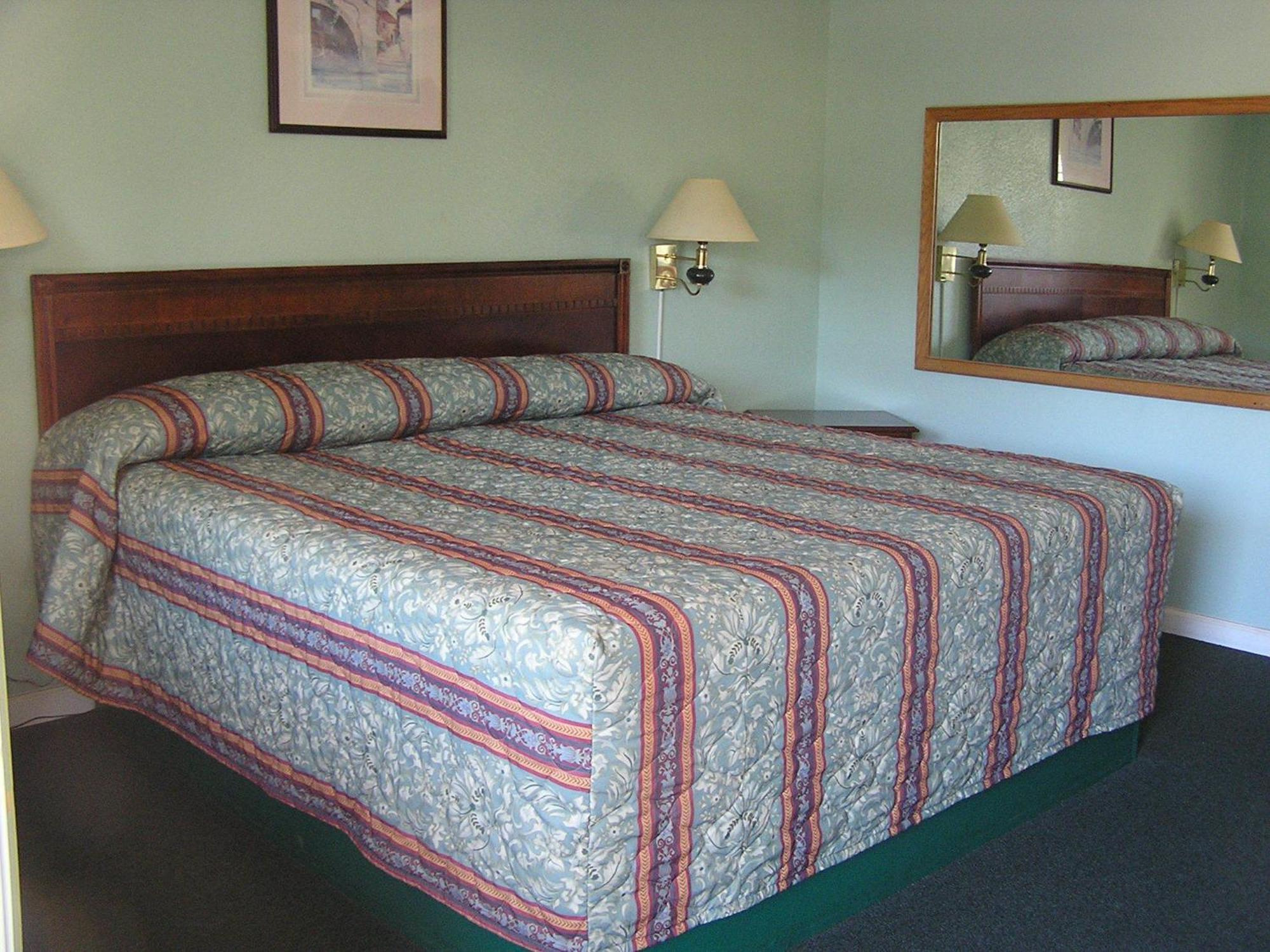 American Inn Motel Many Экстерьер фото