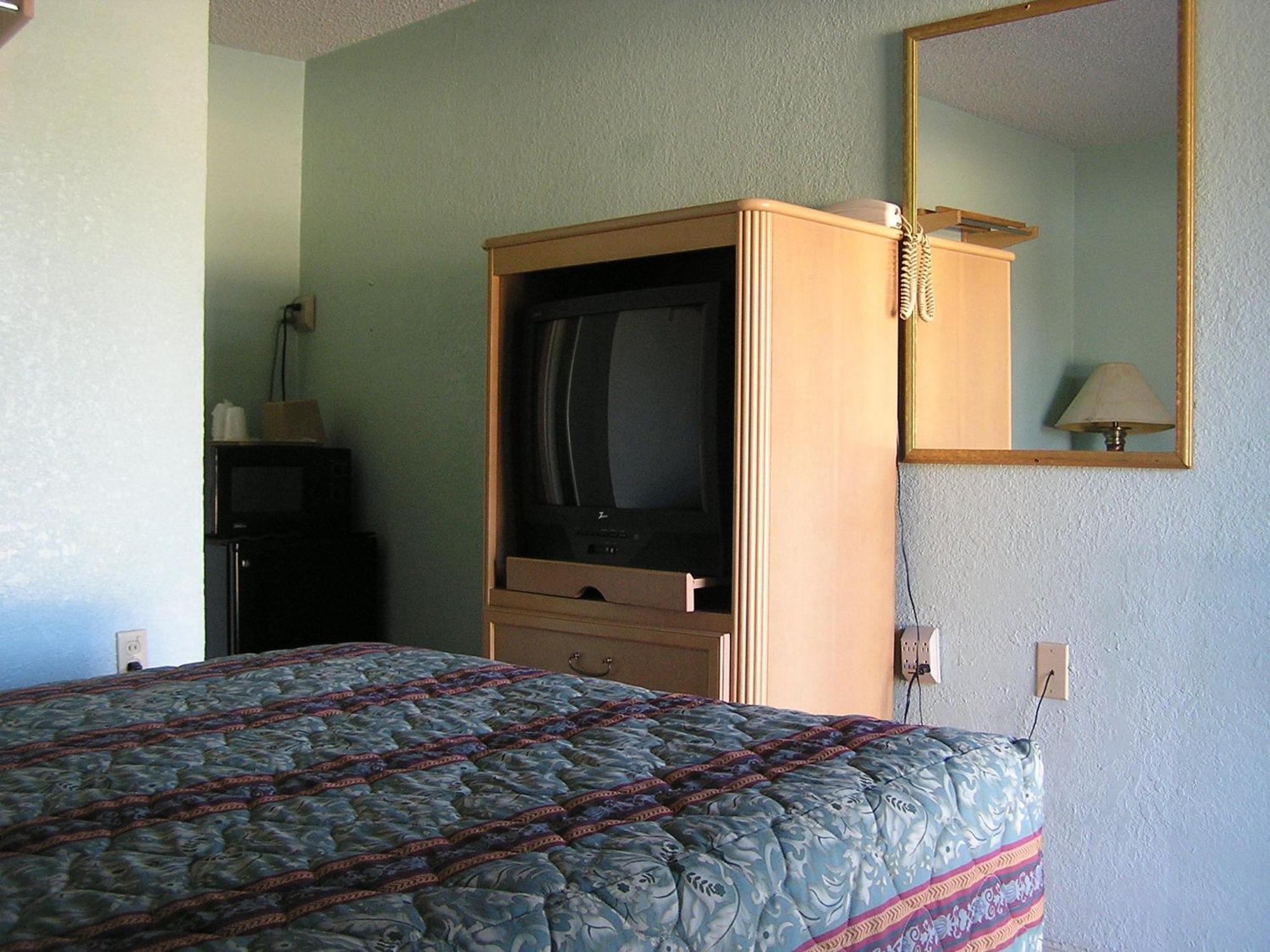 American Inn Motel Many Экстерьер фото